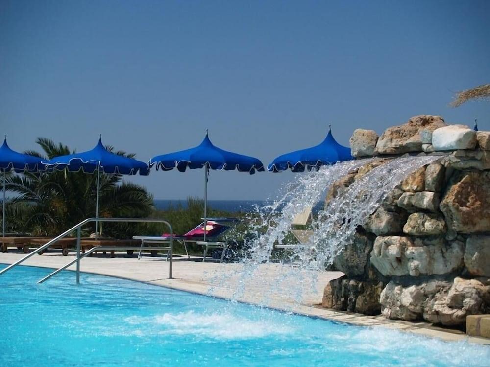 Hotel Resort Portoselvaggio Sant Isidoro  Εξωτερικό φωτογραφία