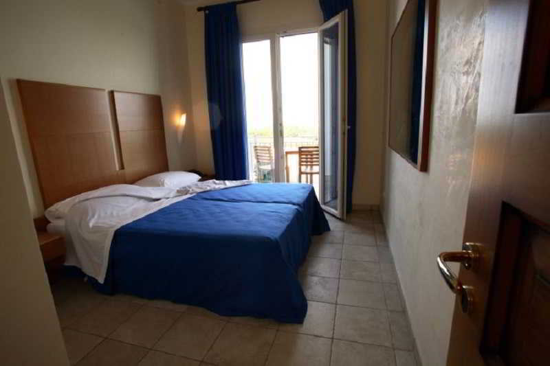 Hotel Resort Portoselvaggio Sant Isidoro  Εξωτερικό φωτογραφία