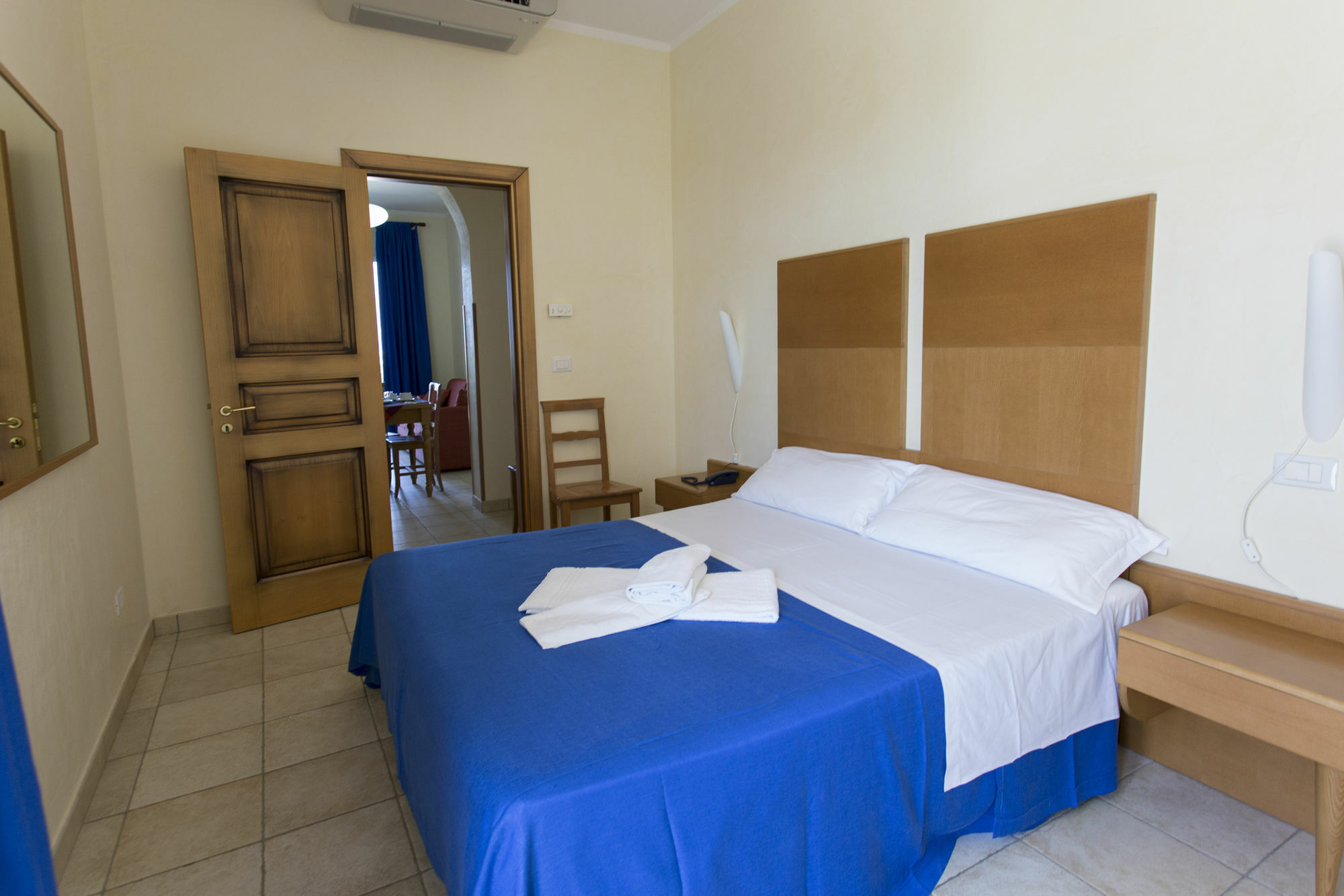 Hotel Resort Portoselvaggio Sant Isidoro  Εξωτερικό φωτογραφία